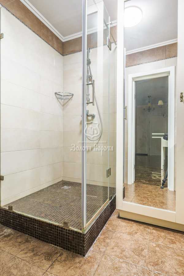 Продаж 3-кімнатної квартири 100.1 м², Гарматна вул., 38А