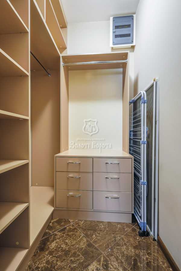 Продаж 3-кімнатної квартири 100.1 м², Гарматна вул., 38А