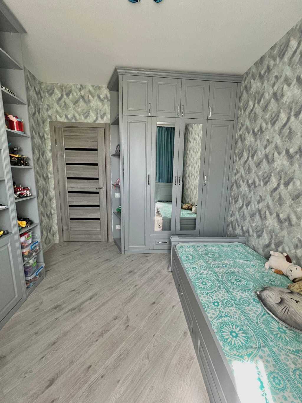 Продажа 4-комнатной квартиры 88 м², Военный городок 11-й ул.