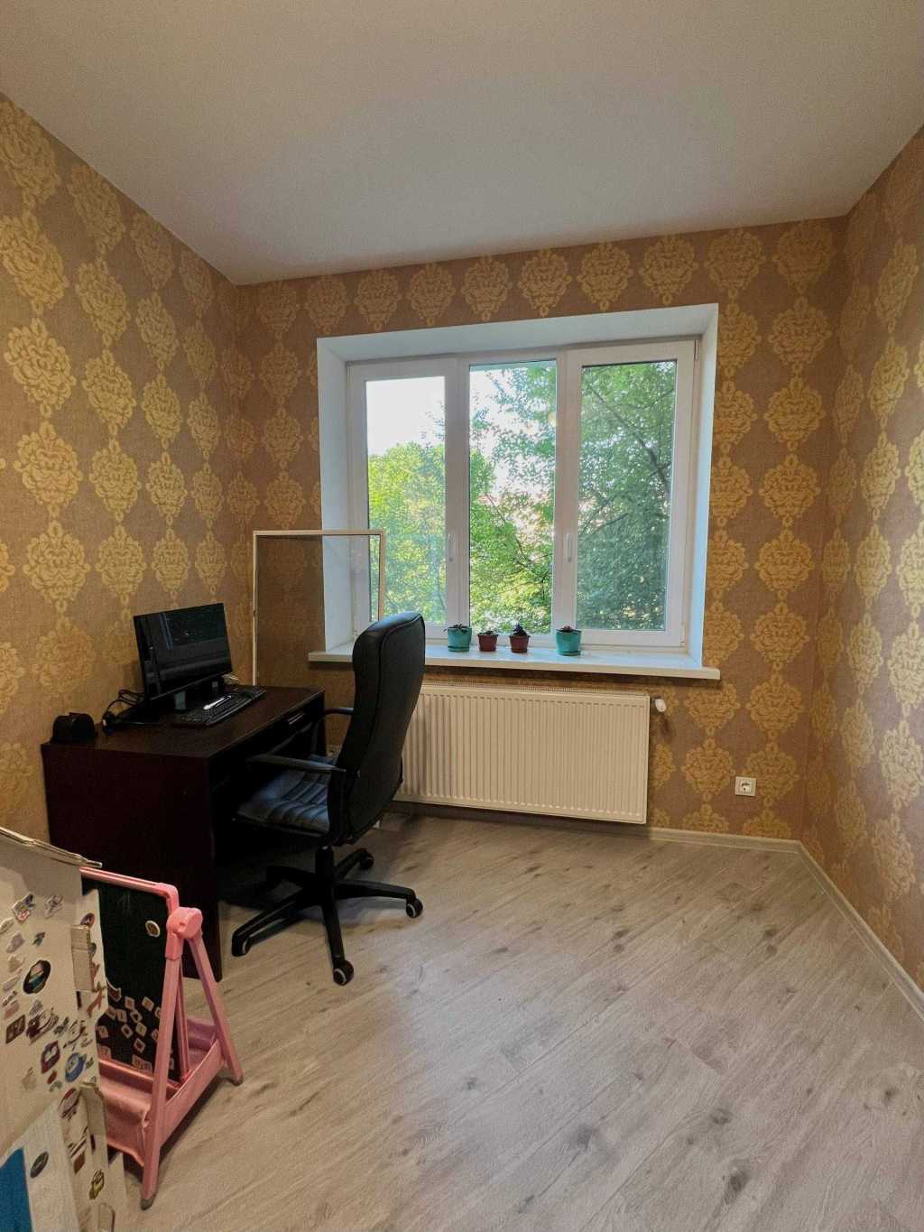 Продажа 4-комнатной квартиры 88 м², Военный городок 11-й ул.
