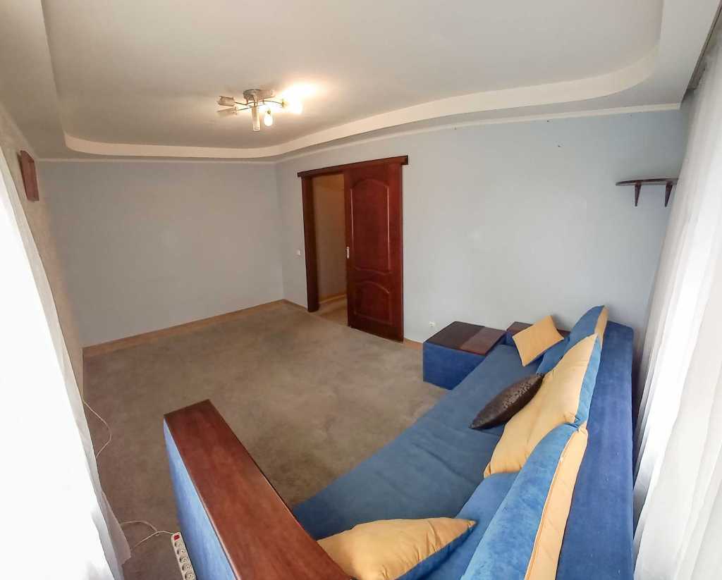 Продажа 2-комнатной квартиры 46 м², Зодчих ул., 16