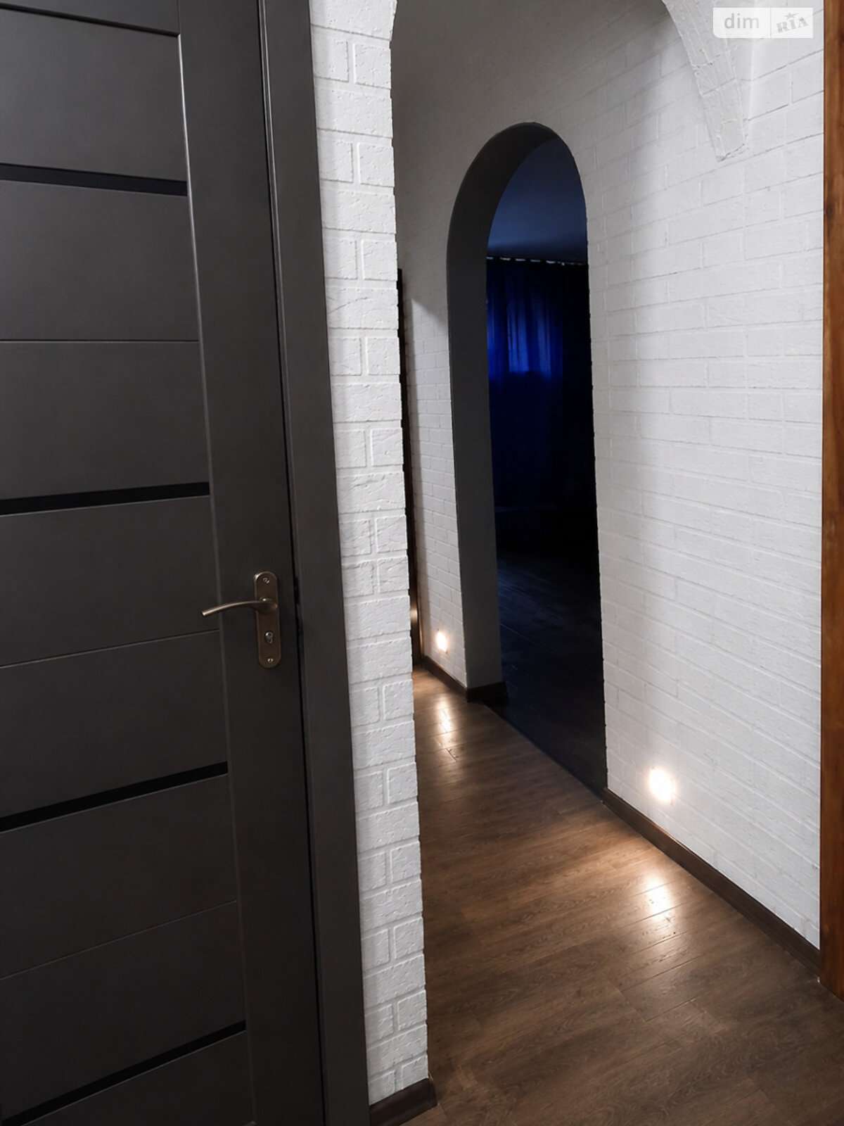 Продажа 1-комнатной квартиры 30 м², Соборности просп., 18