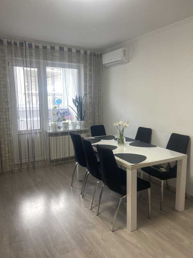 Продажа 2-комнатной квартиры 72.7 м², Балтийский пер., 5