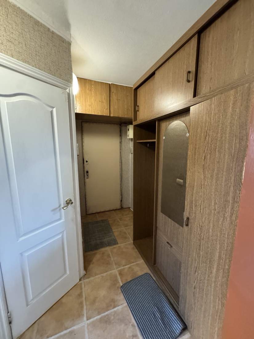 Продажа 2-комнатной квартиры 47.1 м², Строителей ул., 14