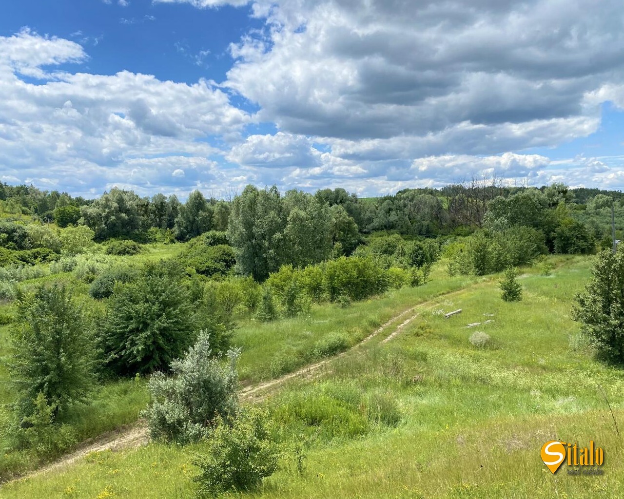 Продаж ділянки під індивідуальне житлове будівництво 90 соток
