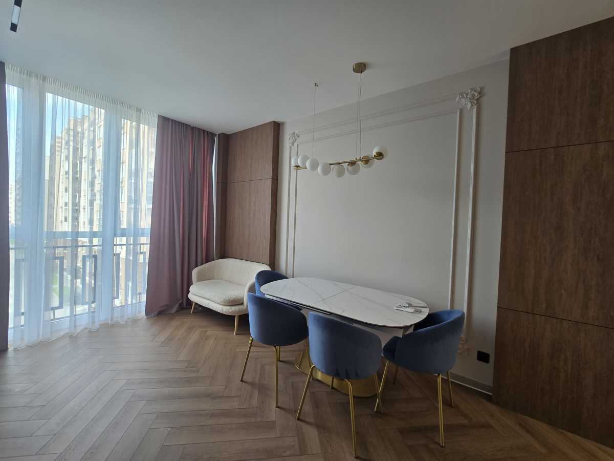 Продажа 2-комнатной квартиры 65 м², Метрологическая ул., 31