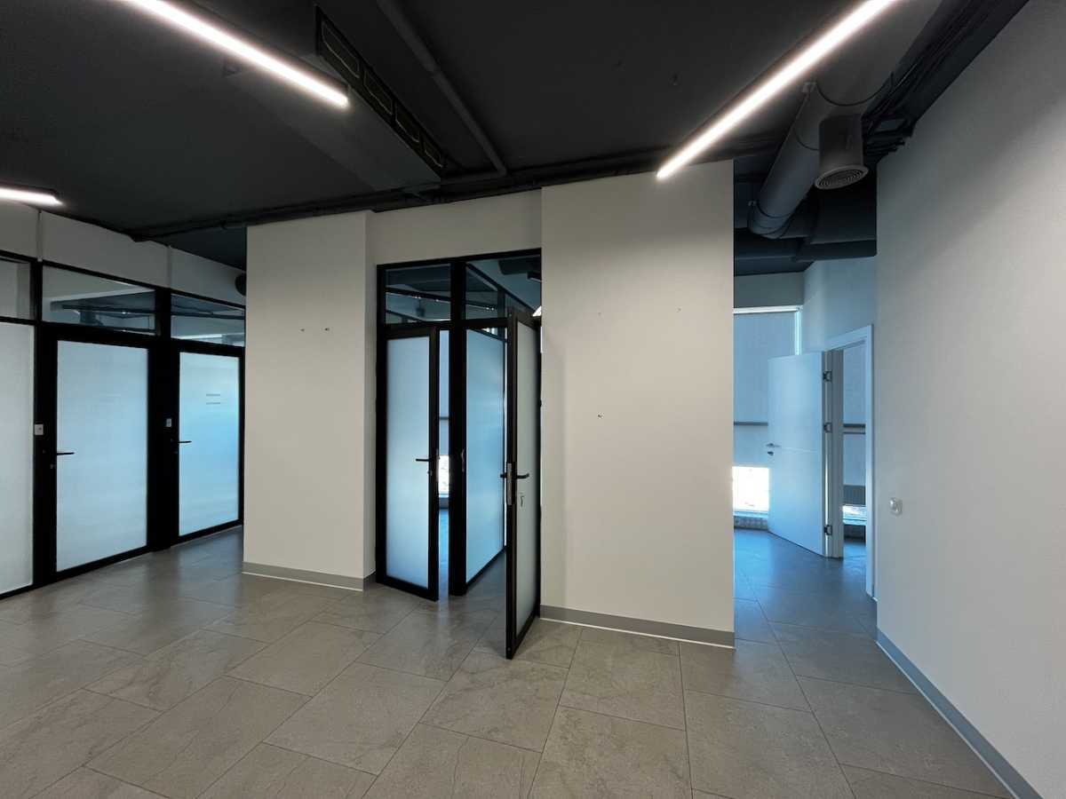 Аренда офиса 287 м², Жилянская ул., 118