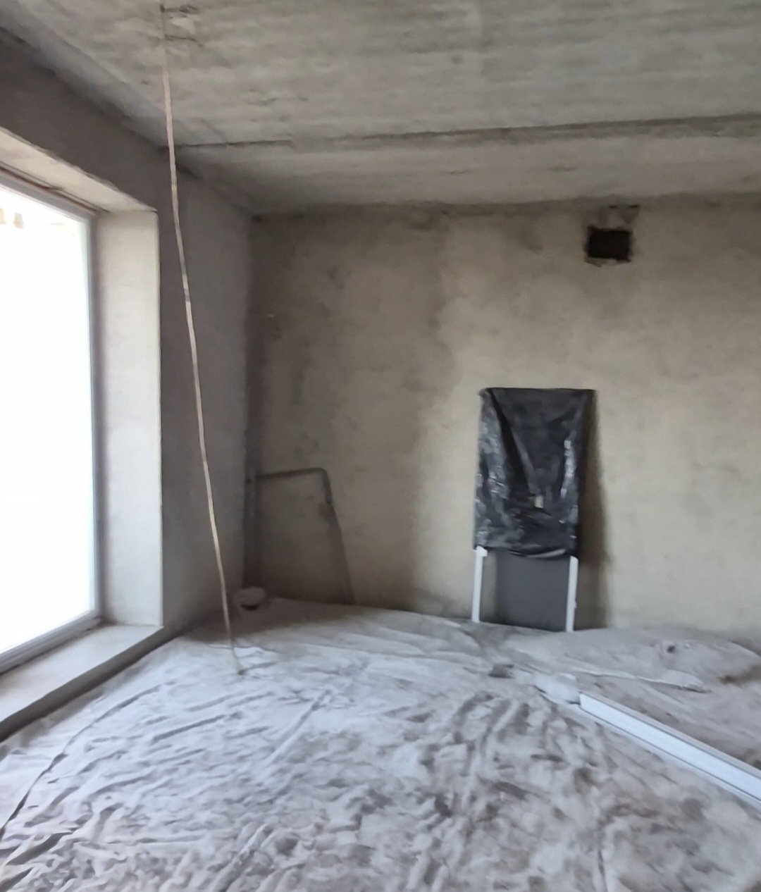 Продажа 4-комнатной квартиры 181 м², Роганская ул., 130/3