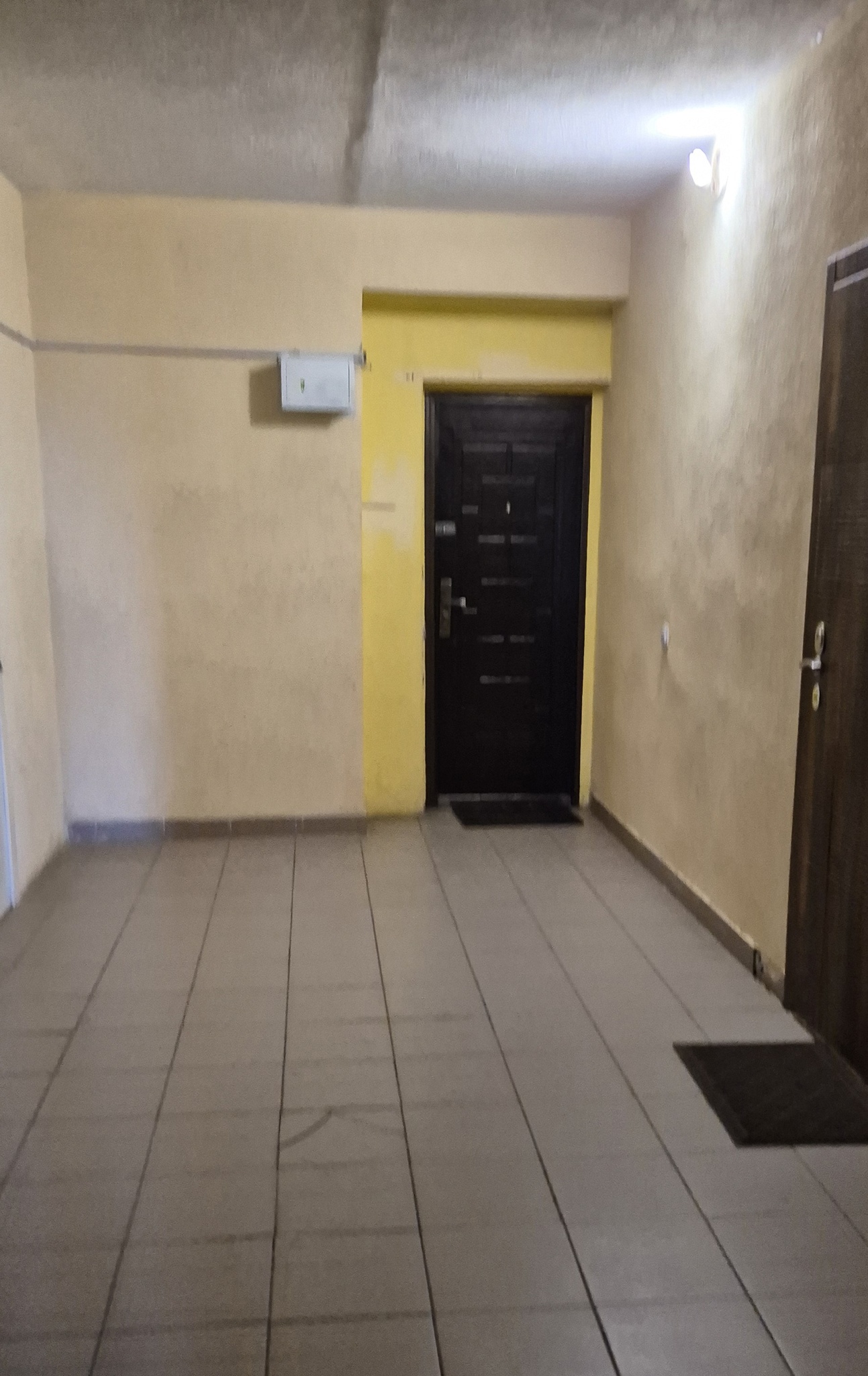Продажа 4-комнатной квартиры 181 м², Роганская ул., 130/3