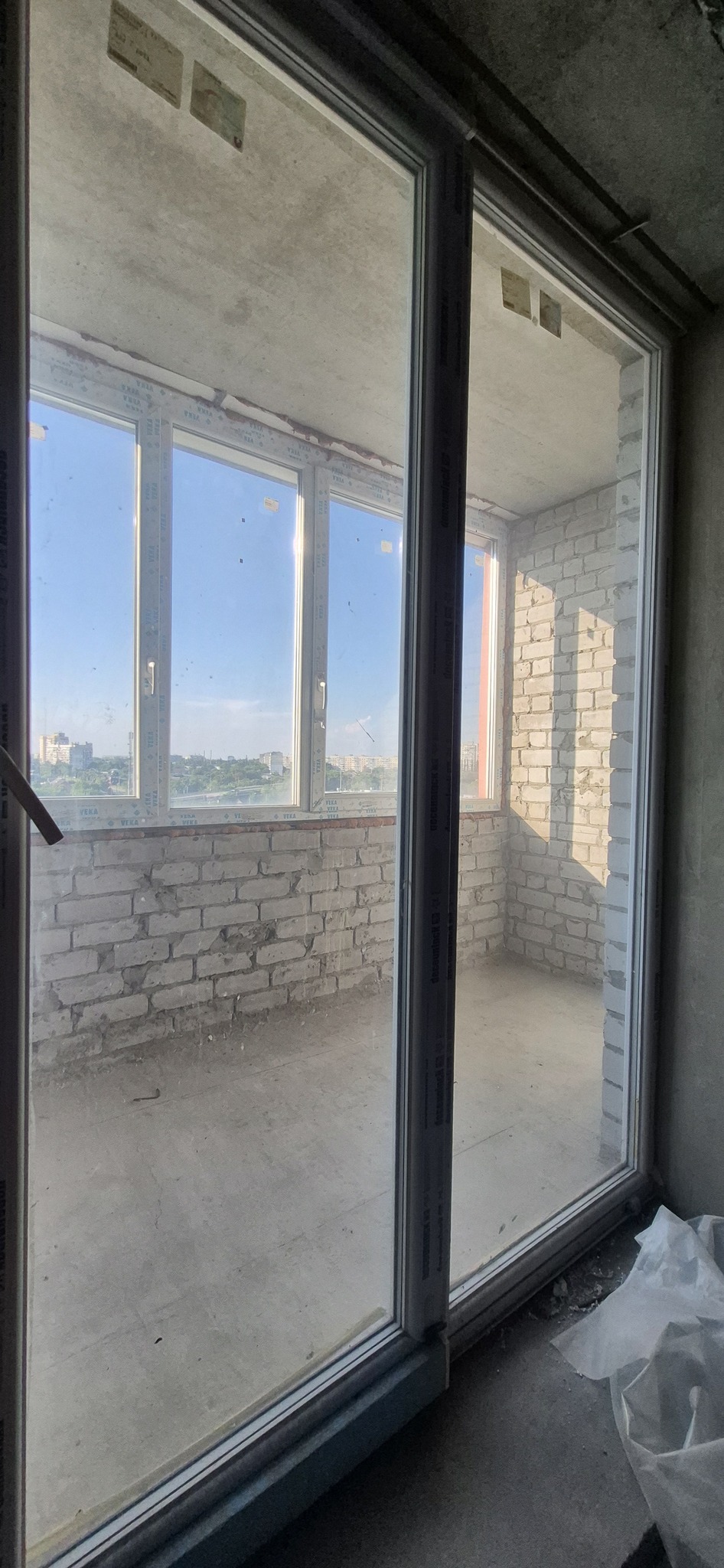 Продажа 4-комнатной квартиры 181 м², Роганская ул., 130/3