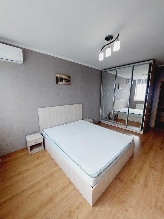Аренда 1-комнатной квартиры 46 м², Европейская пл., Союзу, 41Д