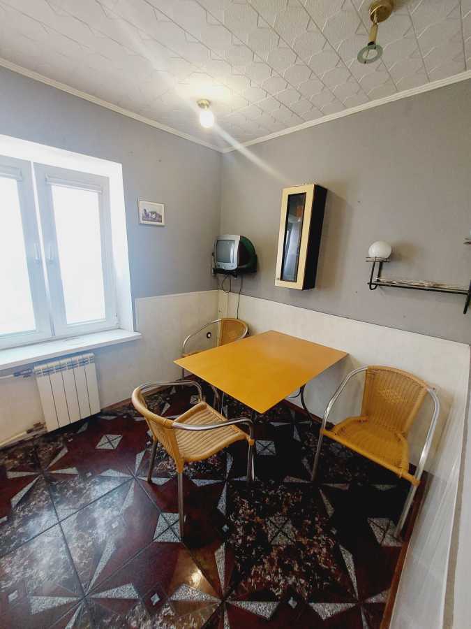 Аренда 2-комнатной квартиры 54 м², Ревуцкого ул., 11А