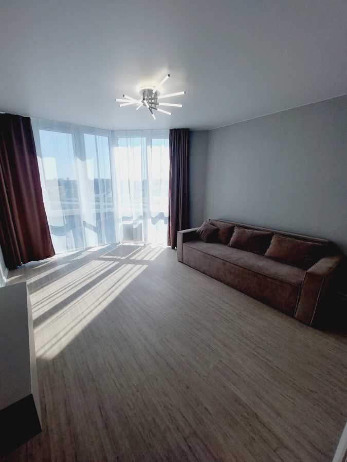 Аренда 3-комнатной квартиры 89 м², Бархатная ул., 11А