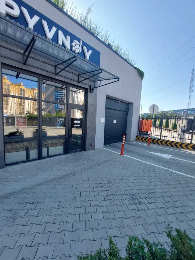 Аренда 3-комнатной квартиры 89 м², Бархатная ул., 11А