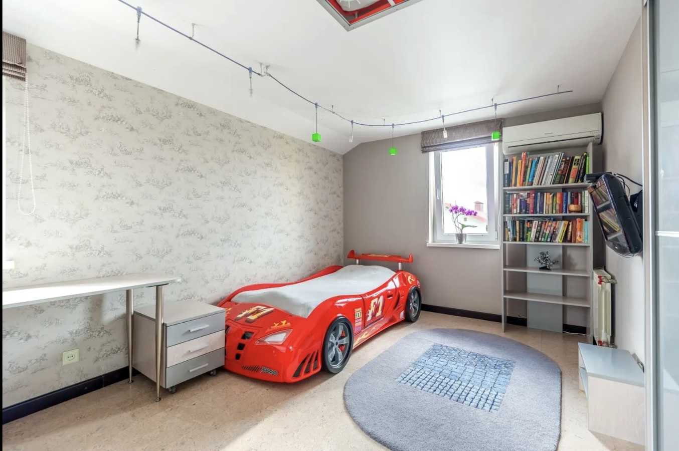 Продажа дома 260 м², Святищенская ул.