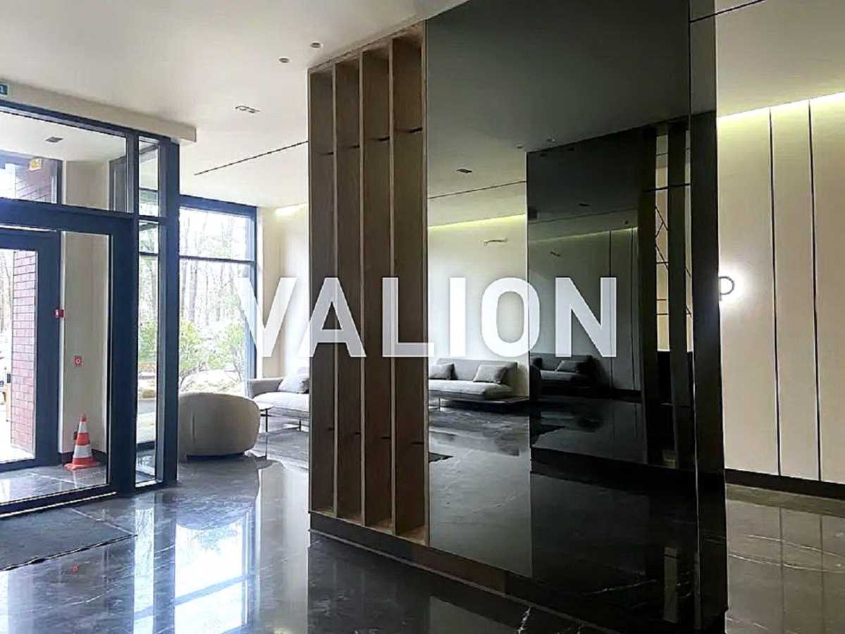 Продажа 3-комнатной квартиры 94 м², Князя Романа Мстиславича, 22