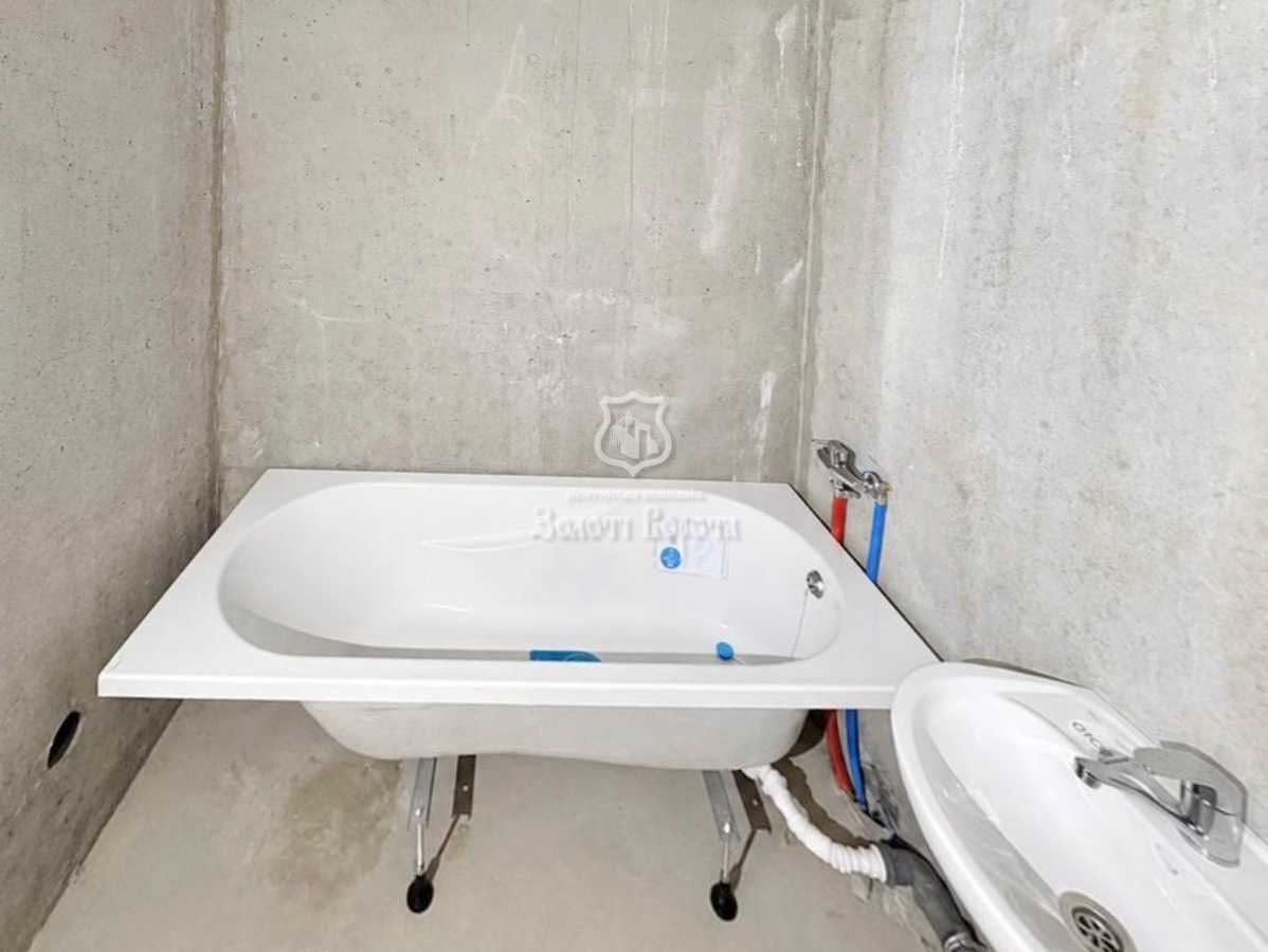 Продаж 2-кімнатної квартири 75.2 м², ЖК Деснянський, Будинок 3