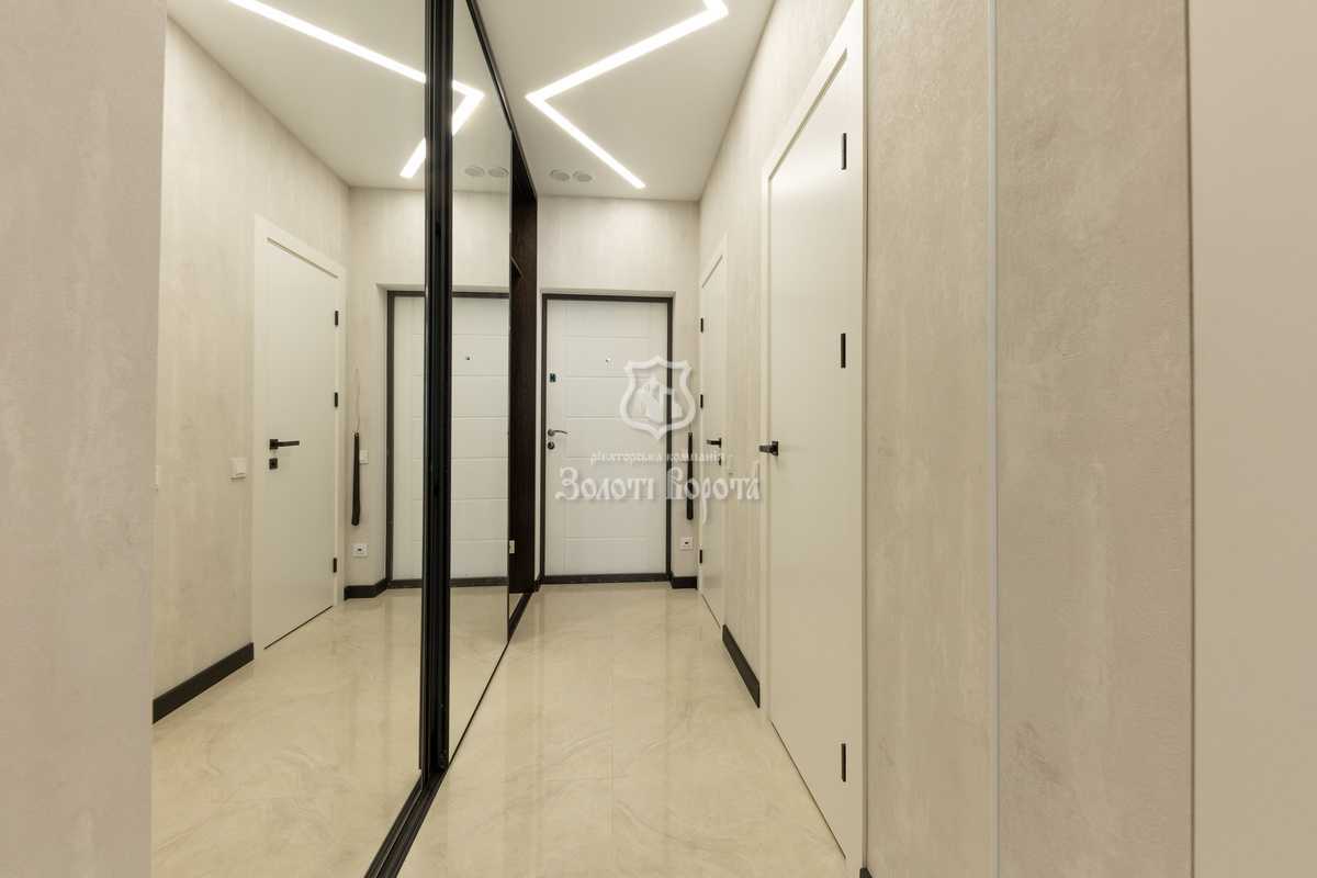 Продажа 1-комнатной квартиры 41 м², Михаила Максимовича ул., 26Б