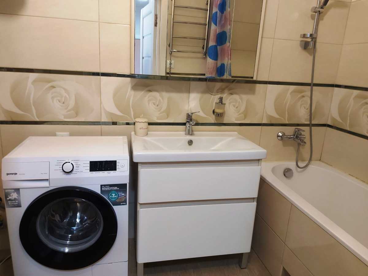 Аренда 2-комнатной квартиры 60 м², Семьи Кульженков ул., 35