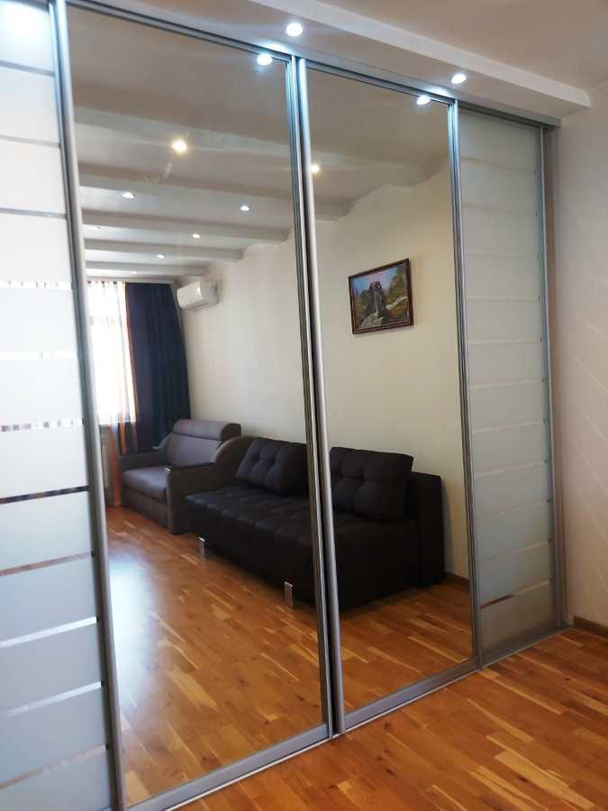 Аренда 2-комнатной квартиры 60 м², Семьи Кульженков ул., 35