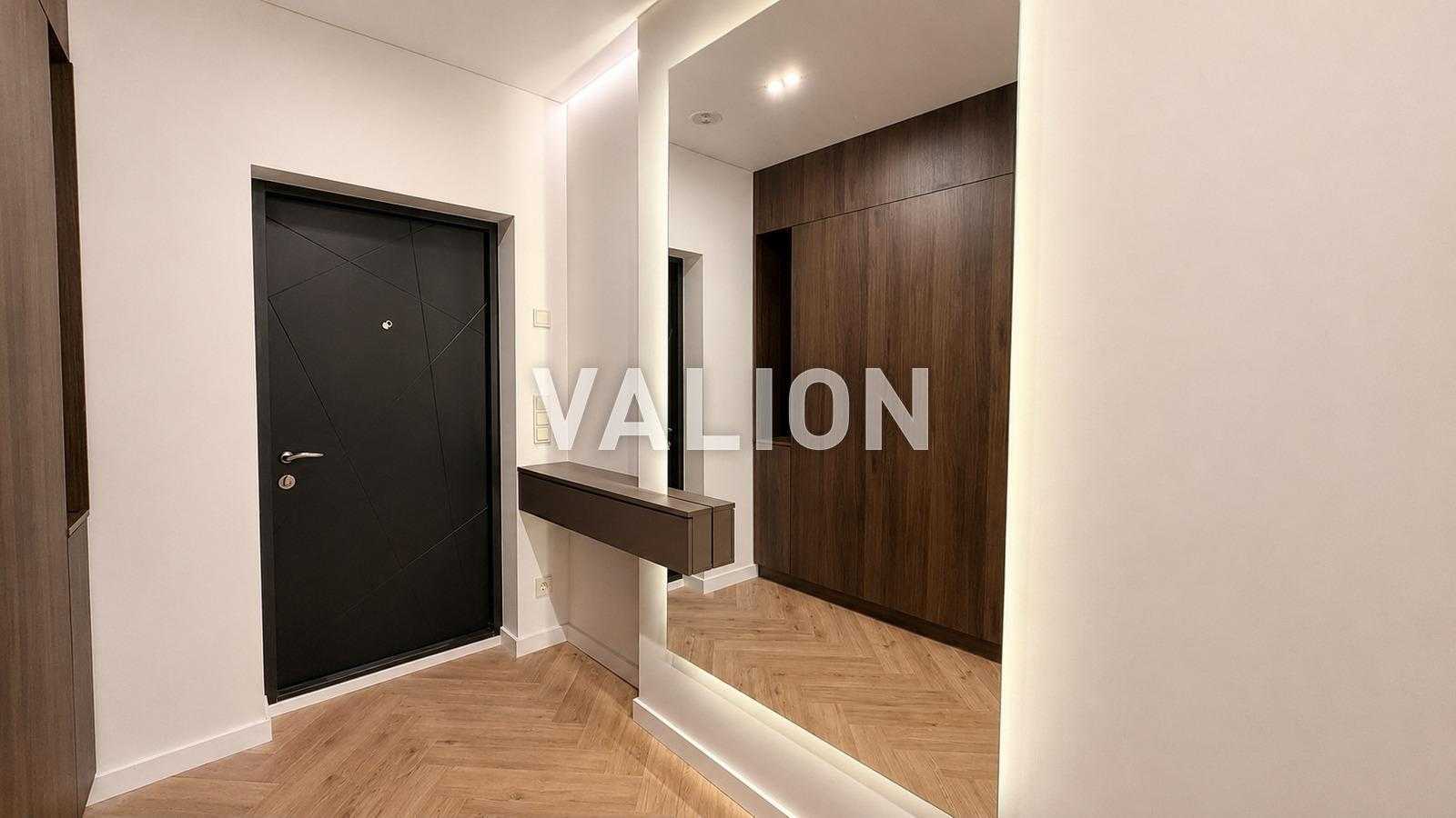 Продажа 1-комнатной квартиры 61.4 м², Загорівська, 25