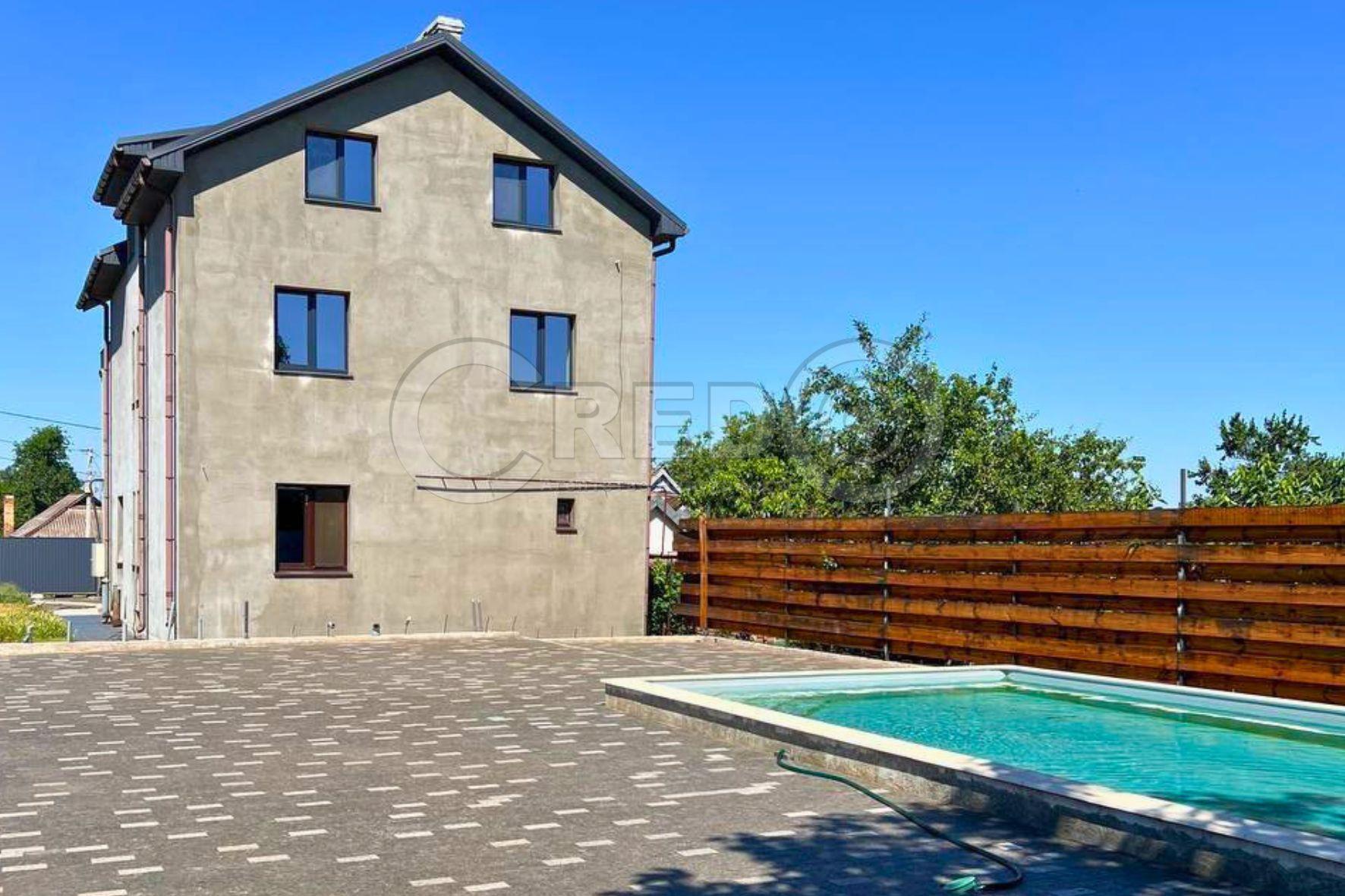 Продажа дома 275.3 м², Крутогорная ул.