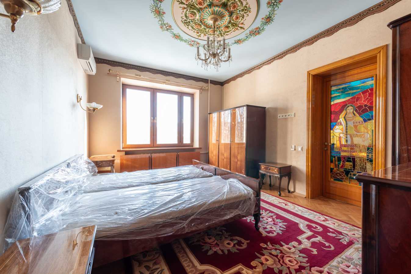 Аренда 3-комнатной квартиры 102 м², Михаила Грушевского ул., 34А