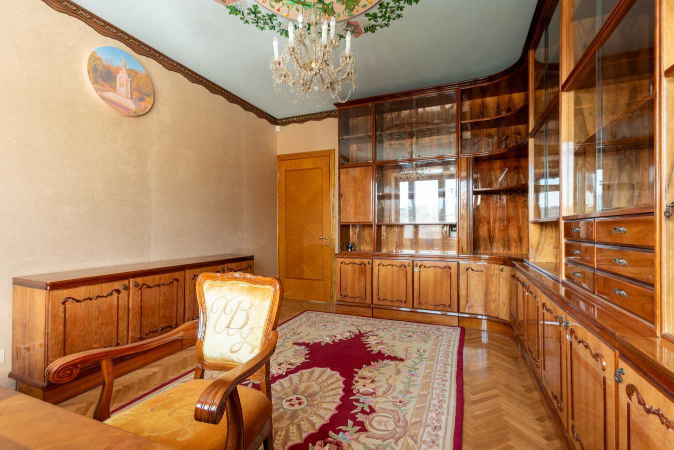 Аренда 3-комнатной квартиры 102 м², Михаила Грушевского ул., 34А
