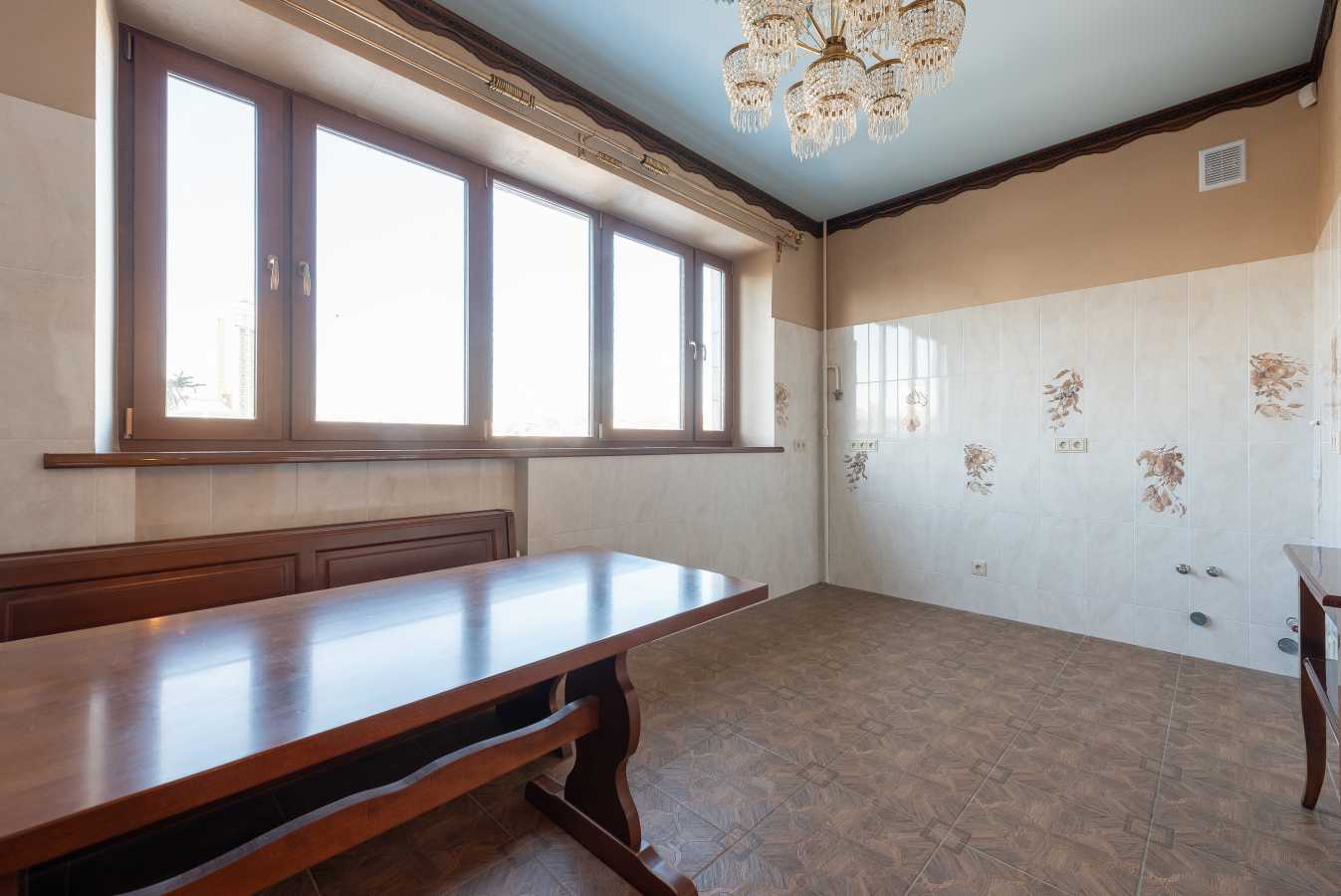 Аренда 3-комнатной квартиры 102 м², Михаила Грушевского ул., 34А