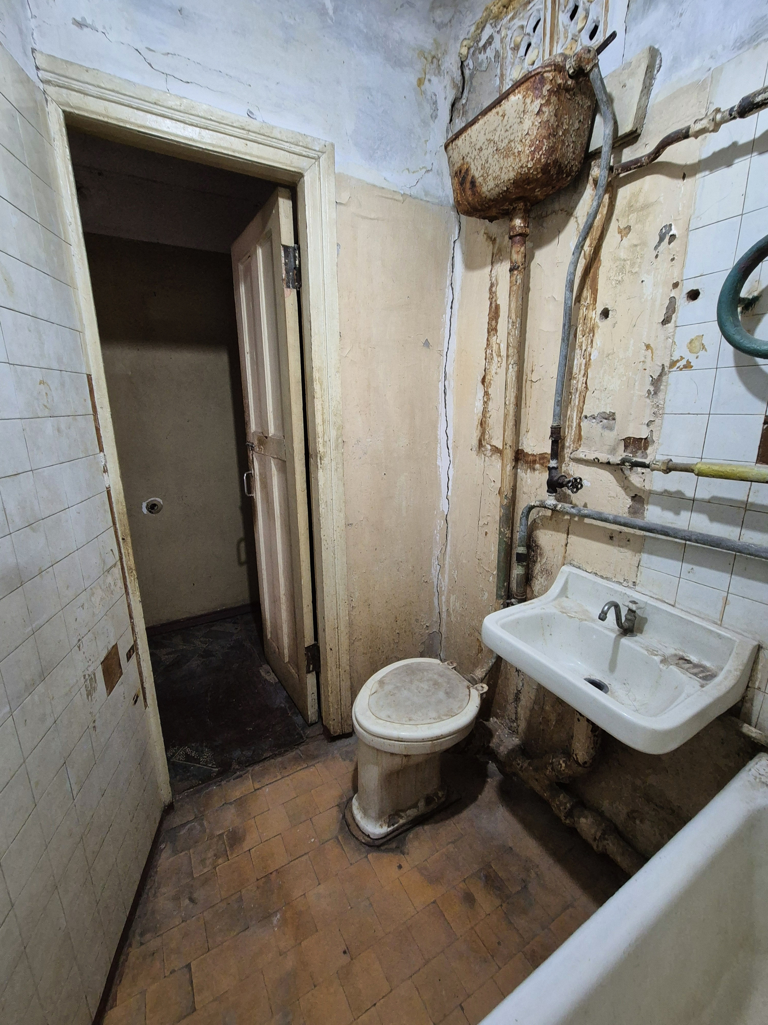 Продажа 1-комнатной квартиры 32 м², Еленовская ул., 34