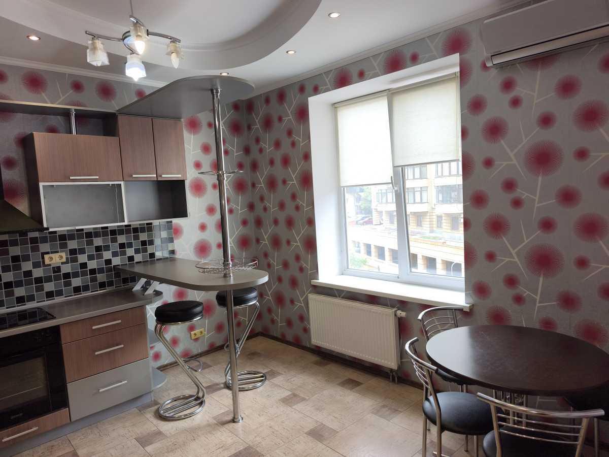 Продажа 2-комнатной квартиры 74.9 м², Златоустовская ул., 50