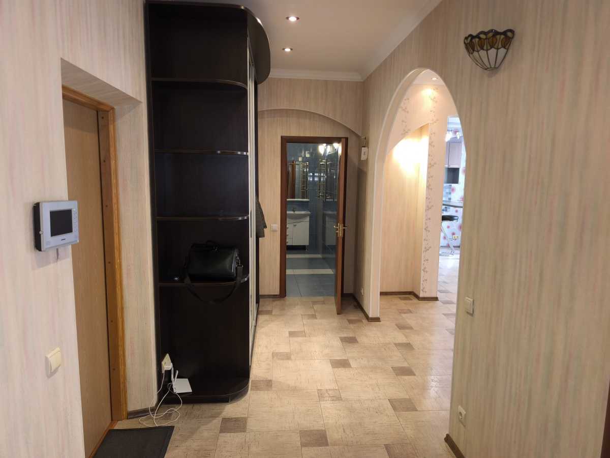 Продажа 2-комнатной квартиры 74.9 м², Златоустовская ул., 50