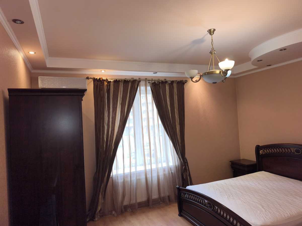 Продажа 2-комнатной квартиры 74.9 м², Златоустовская ул., 50