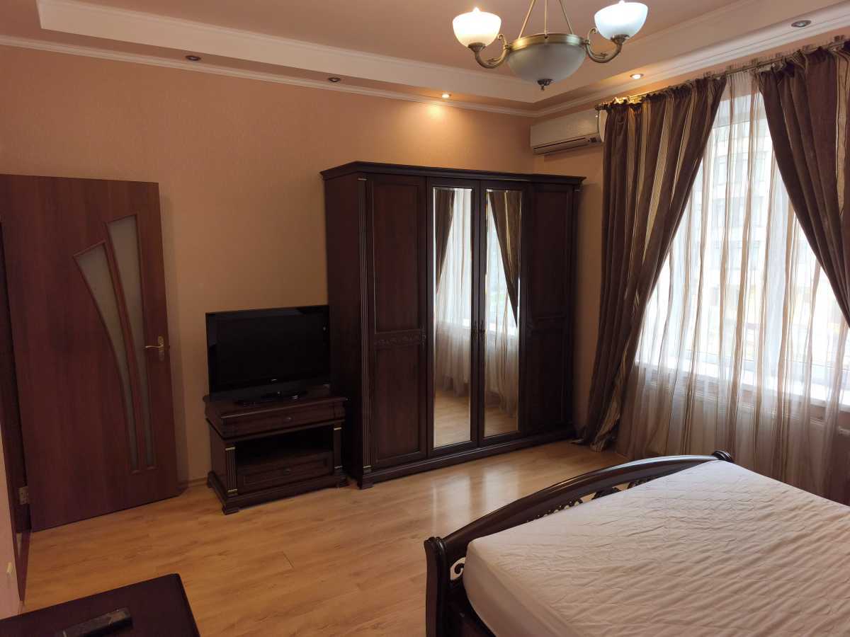 Продажа 2-комнатной квартиры 74.9 м², Златоустовская ул., 50