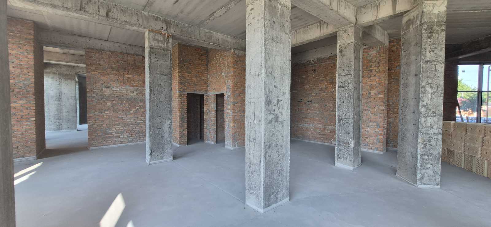 Продажа офиса 537 м², 102