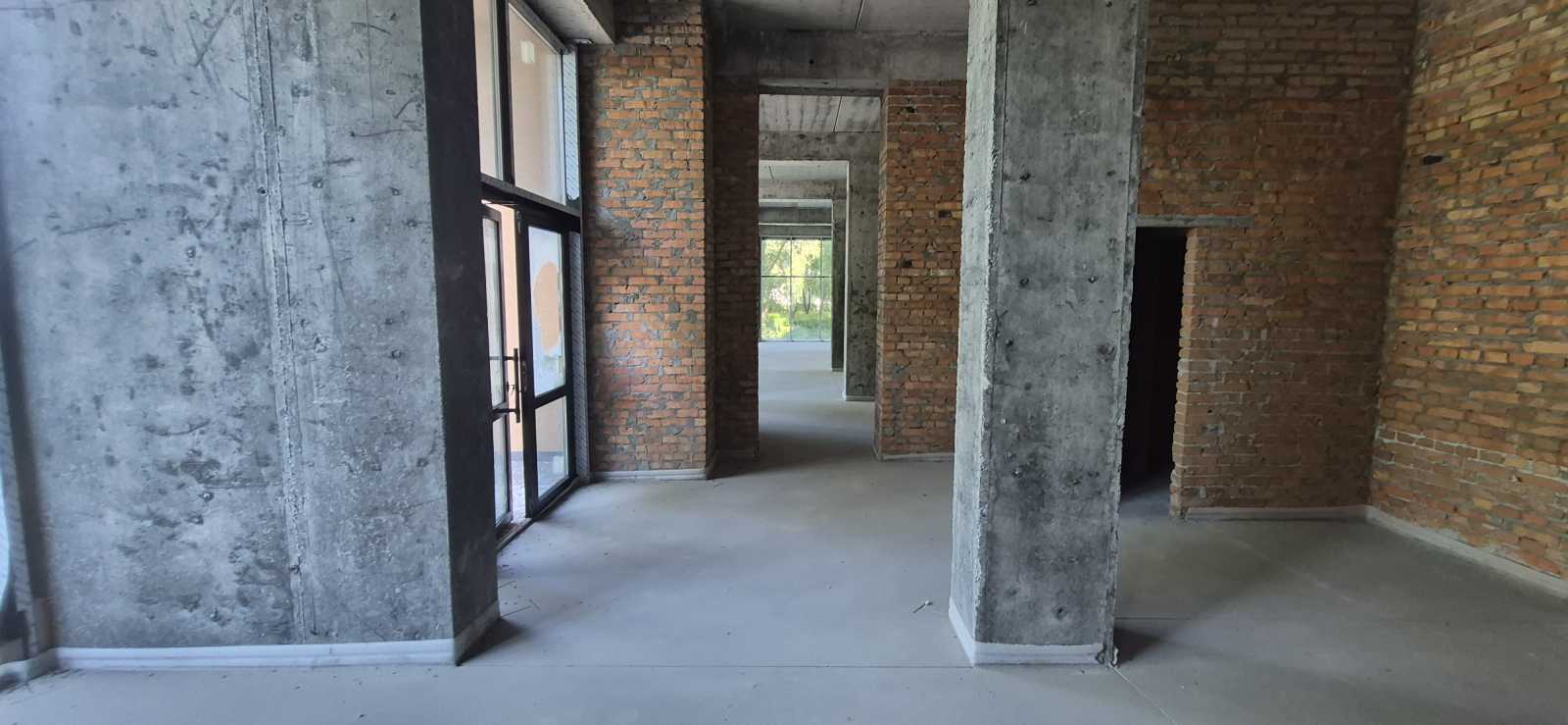 Продажа офиса 537 м², 102