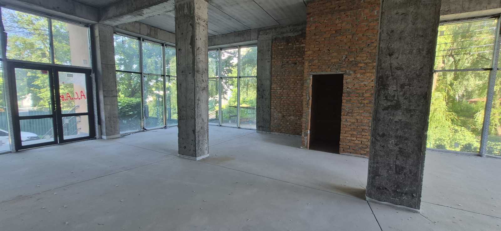Продажа офиса 537 м², 102