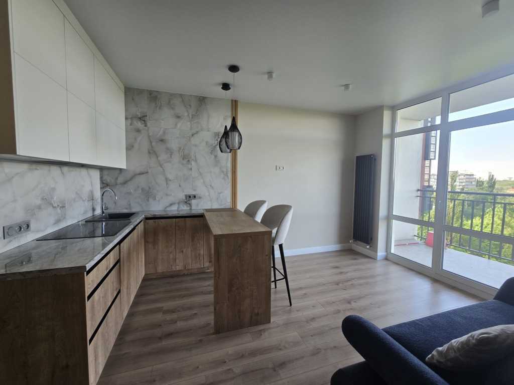 Продажа 1-комнатной квартиры 42 м², Академика Заболотного ул., 148