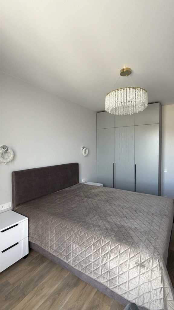 Оренда 1-кімнатної квартири 55 м², Причальна вул., 10
