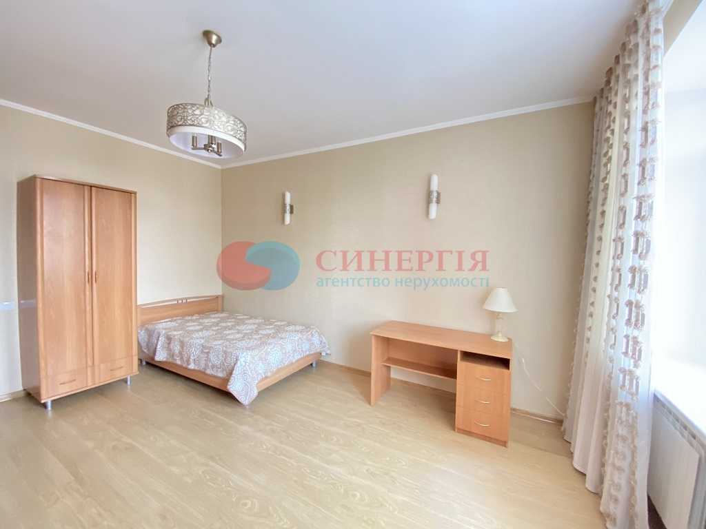 Оренда 4-кімнатної квартири 155 м², Панаса Мирного вул., 12