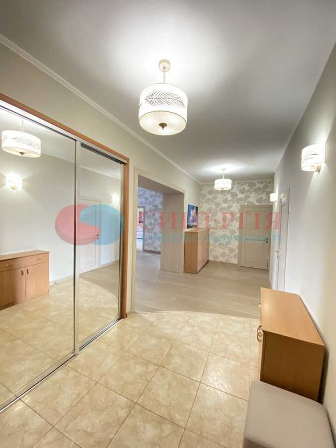 Оренда 4-кімнатної квартири 155 м², Панаса Мирного вул., 12