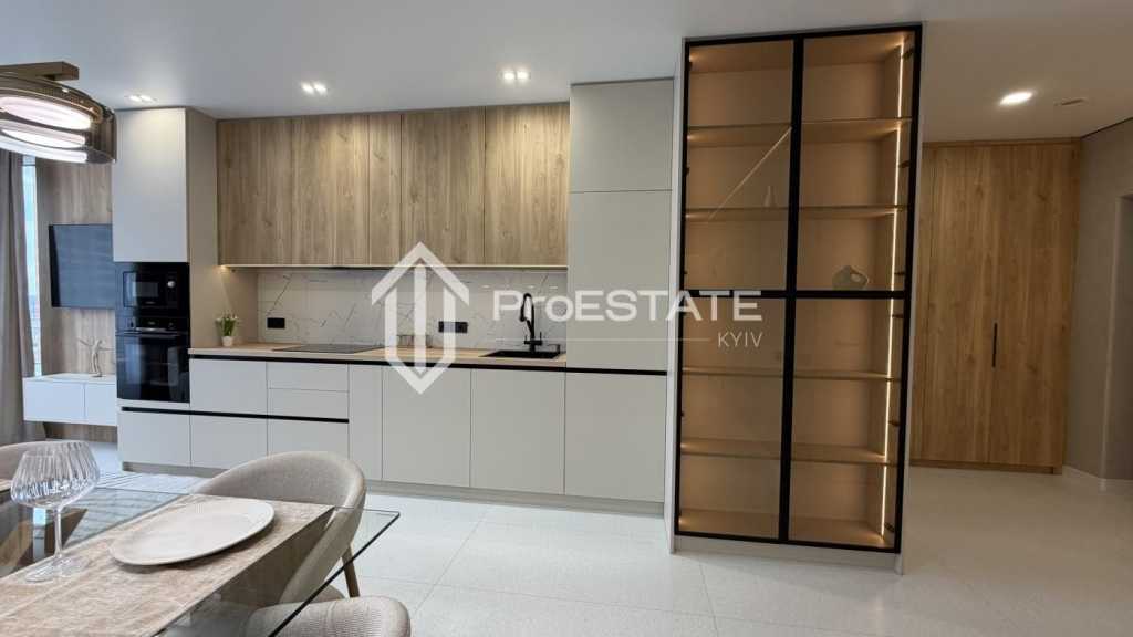 Продажа 2-комнатной квартиры 71 м², Александра Олеся ул.
