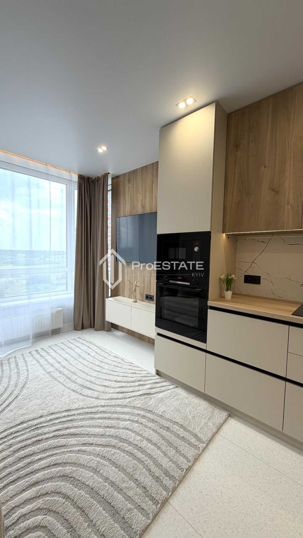 Продажа 2-комнатной квартиры 71 м², Александра Олеся ул.