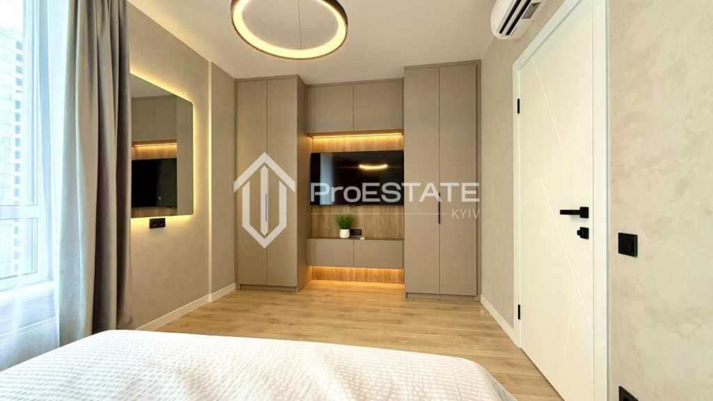 Продажа 2-комнатной квартиры 71 м², Александра Олеся ул.