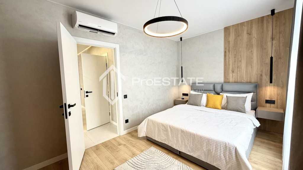 Продажа 2-комнатной квартиры 71 м², Александра Олеся ул.