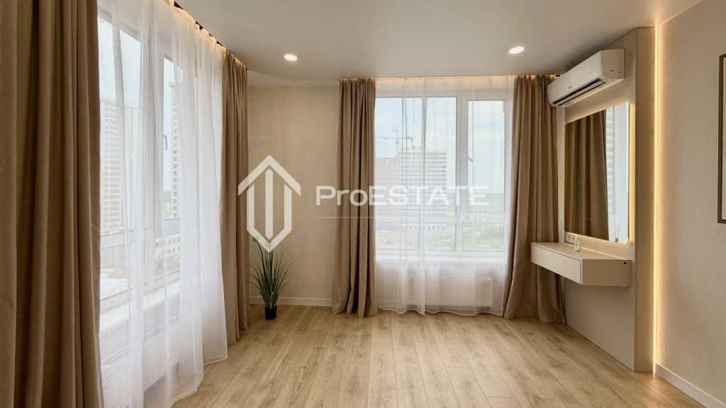 Продажа 2-комнатной квартиры 71 м², Александра Олеся ул.