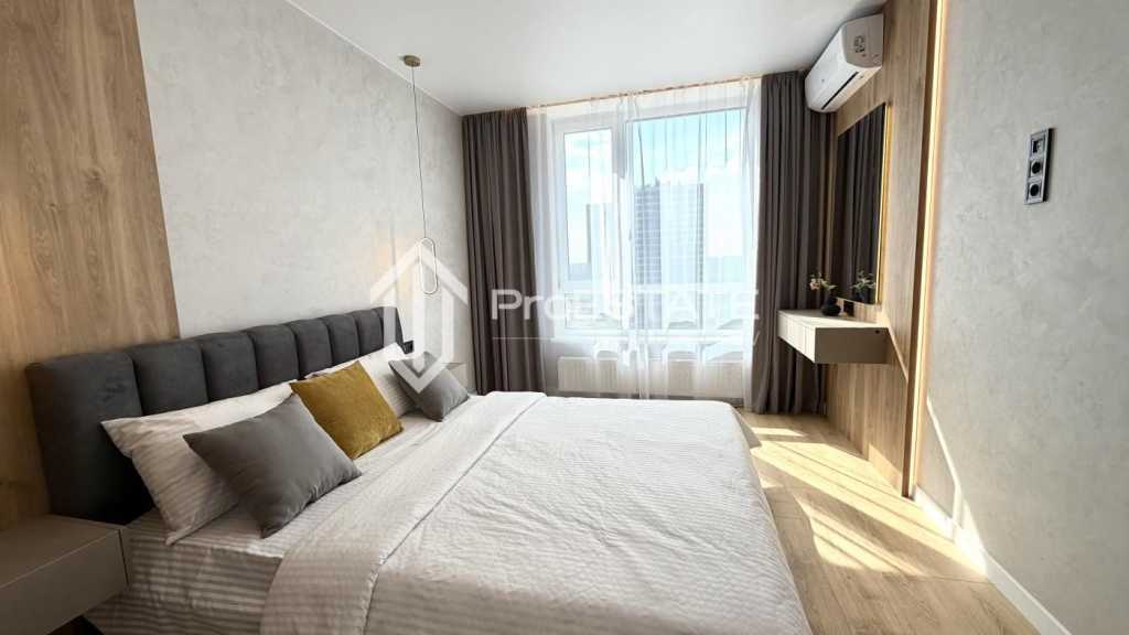 Продажа 1-комнатной квартиры 44 м², Александра Олеся ул.