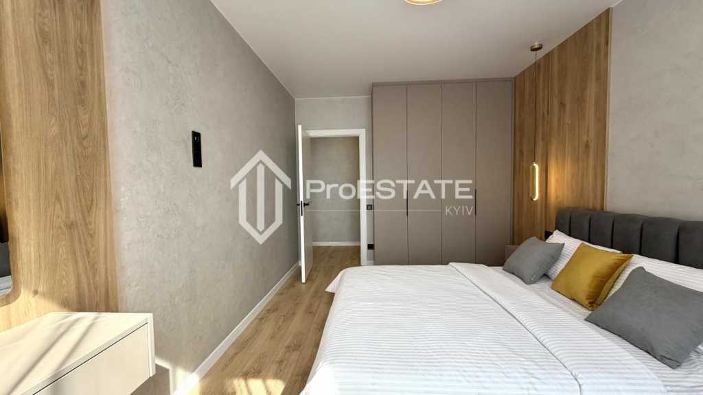 Продажа 1-комнатной квартиры 44 м², Александра Олеся ул.