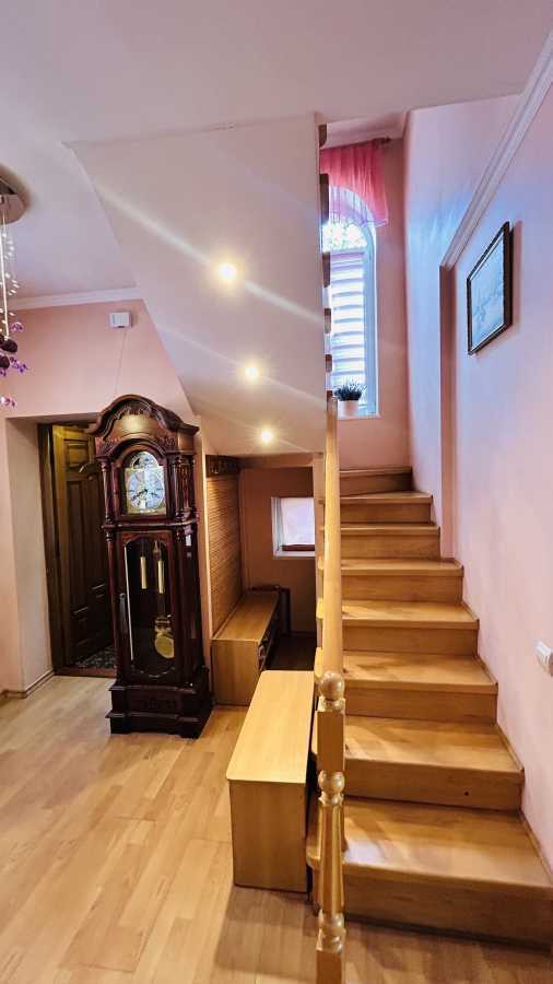 Продажа 3-комнатной квартиры 77 м², Митрополита Андрея Шептицкого ул., 30