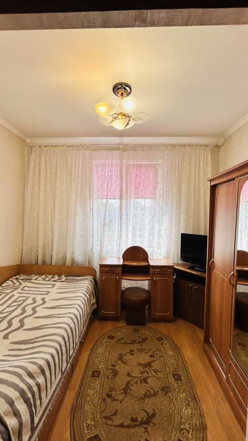 Продажа 3-комнатной квартиры 77 м², Митрополита Андрея Шептицкого ул., 30